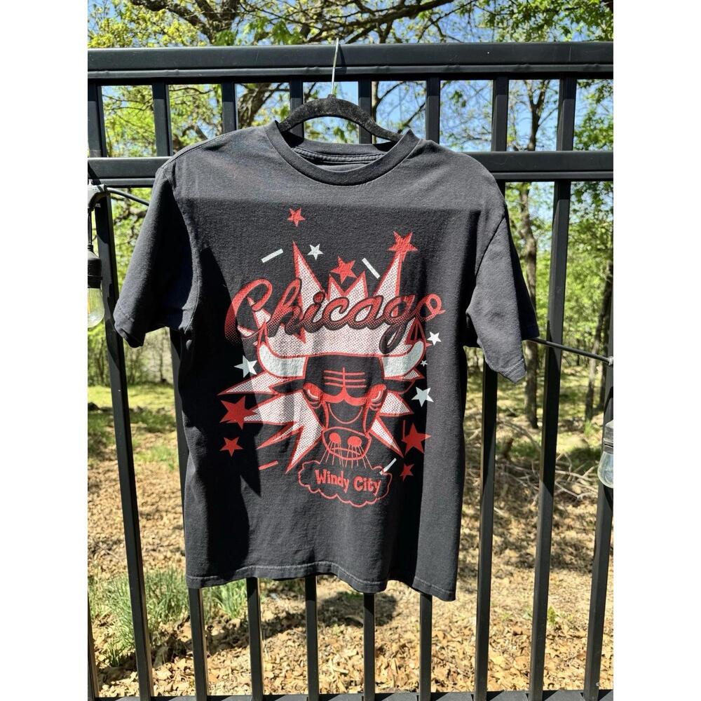 Hardwood Classics Chicago Bulls Graphic  Tshirt
